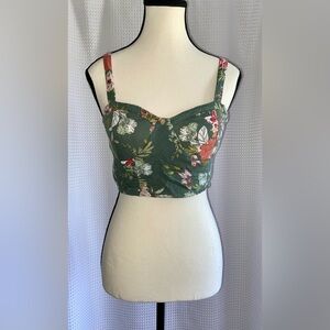 Women’s BOG Collective floral dark‎ sage green crop top size small
